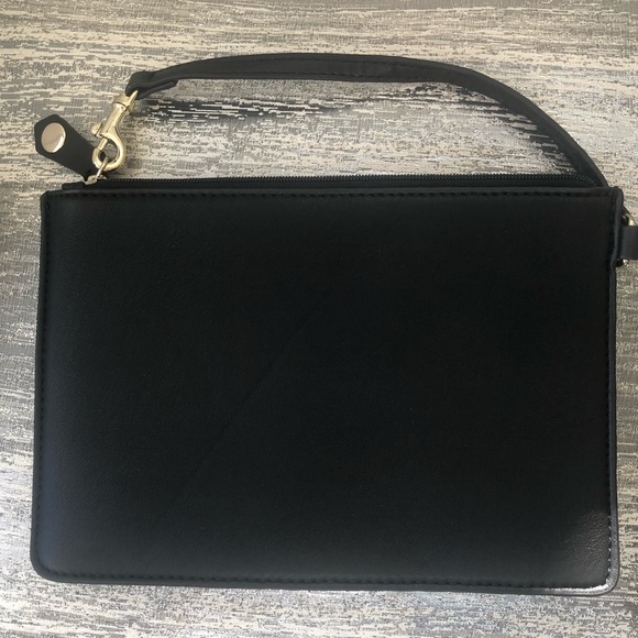 KARL LAGERFELD PARIS BLACK WRISTLET/POUCH - Picture 3 of 6
